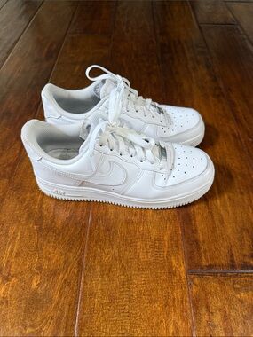 Nike White Low-Top Leather Sneakers